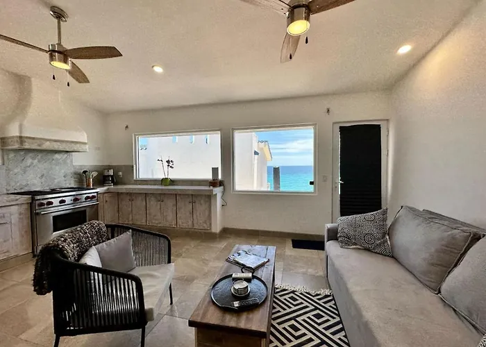 Oceanfront Patio And Shared Pool Casita Mar Y Sol